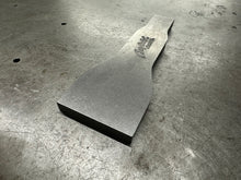 Load image into Gallery viewer, Chasing Chisel 1/2